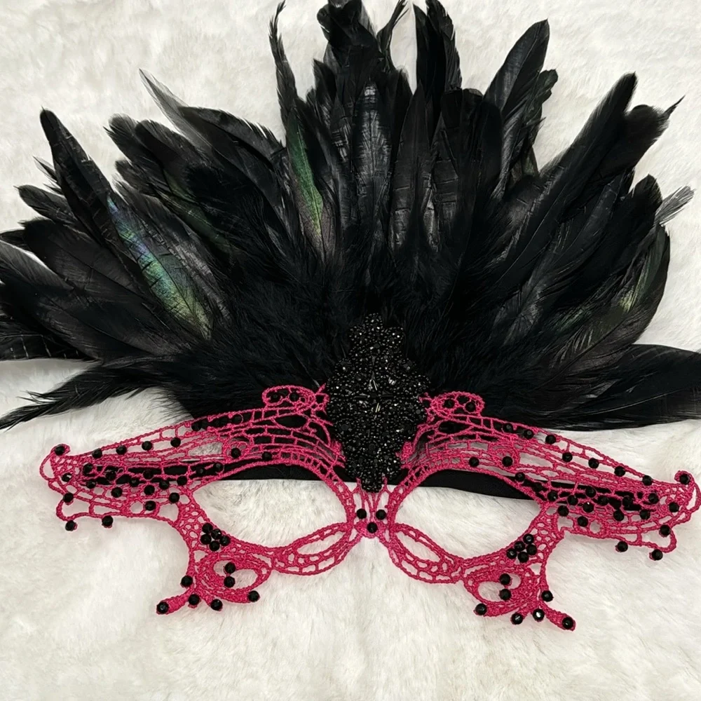 N/A masquerade feather